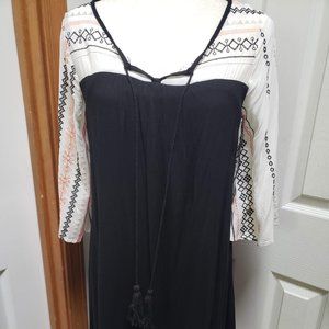 Women's embroidered Dress